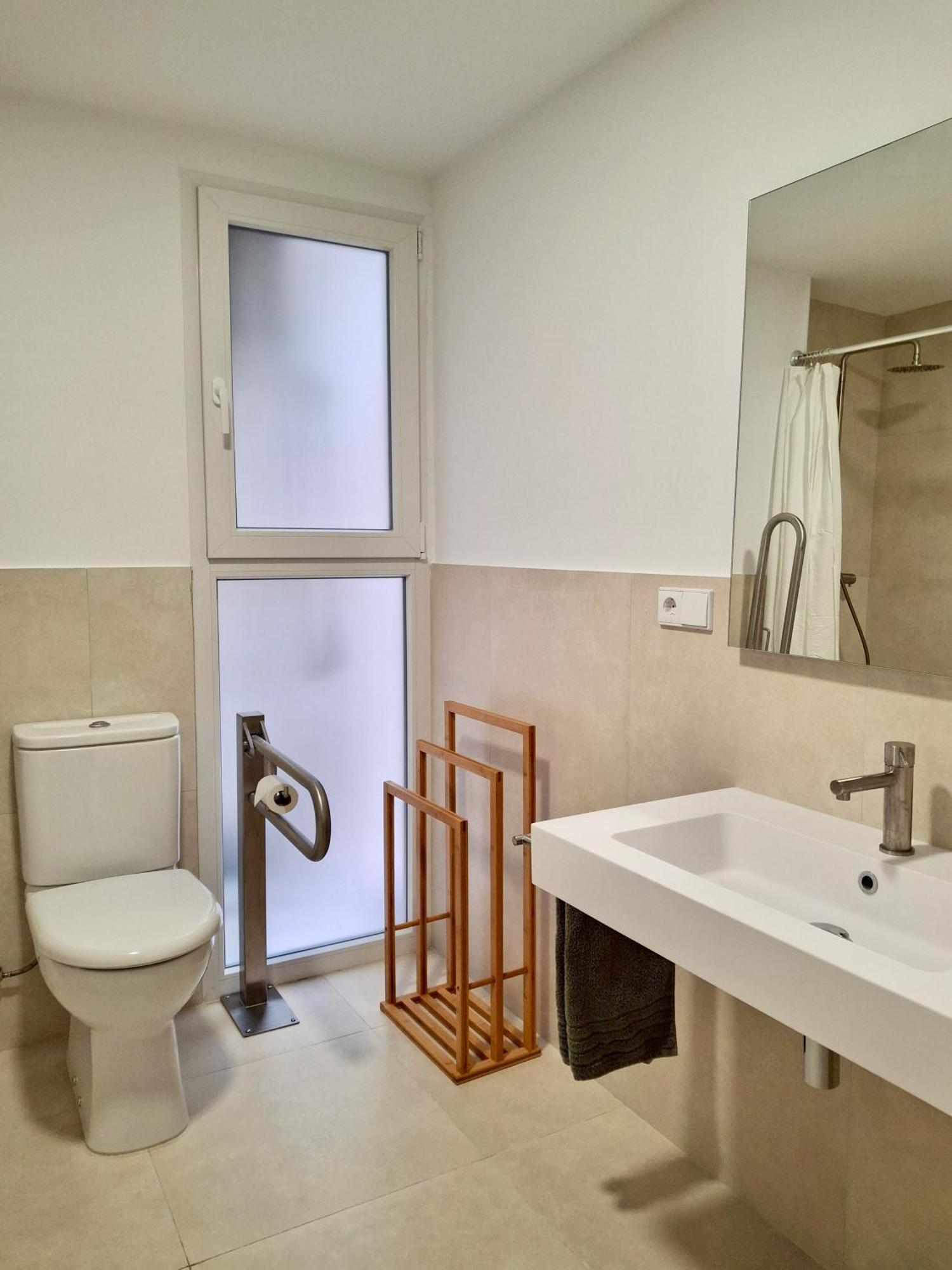 Bonito Apartamento De 2 Habitaciones Cerca De La Estacion Joaquin Sorolla Валенсія Екстер'єр фото