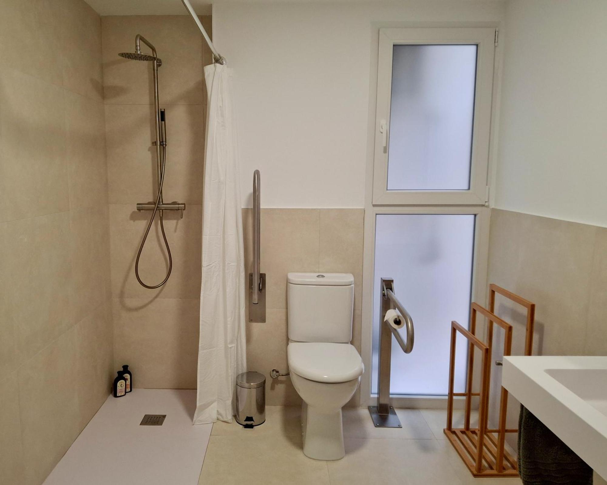 Bonito Apartamento De 2 Habitaciones Cerca De La Estacion Joaquin Sorolla Валенсія Екстер'єр фото
