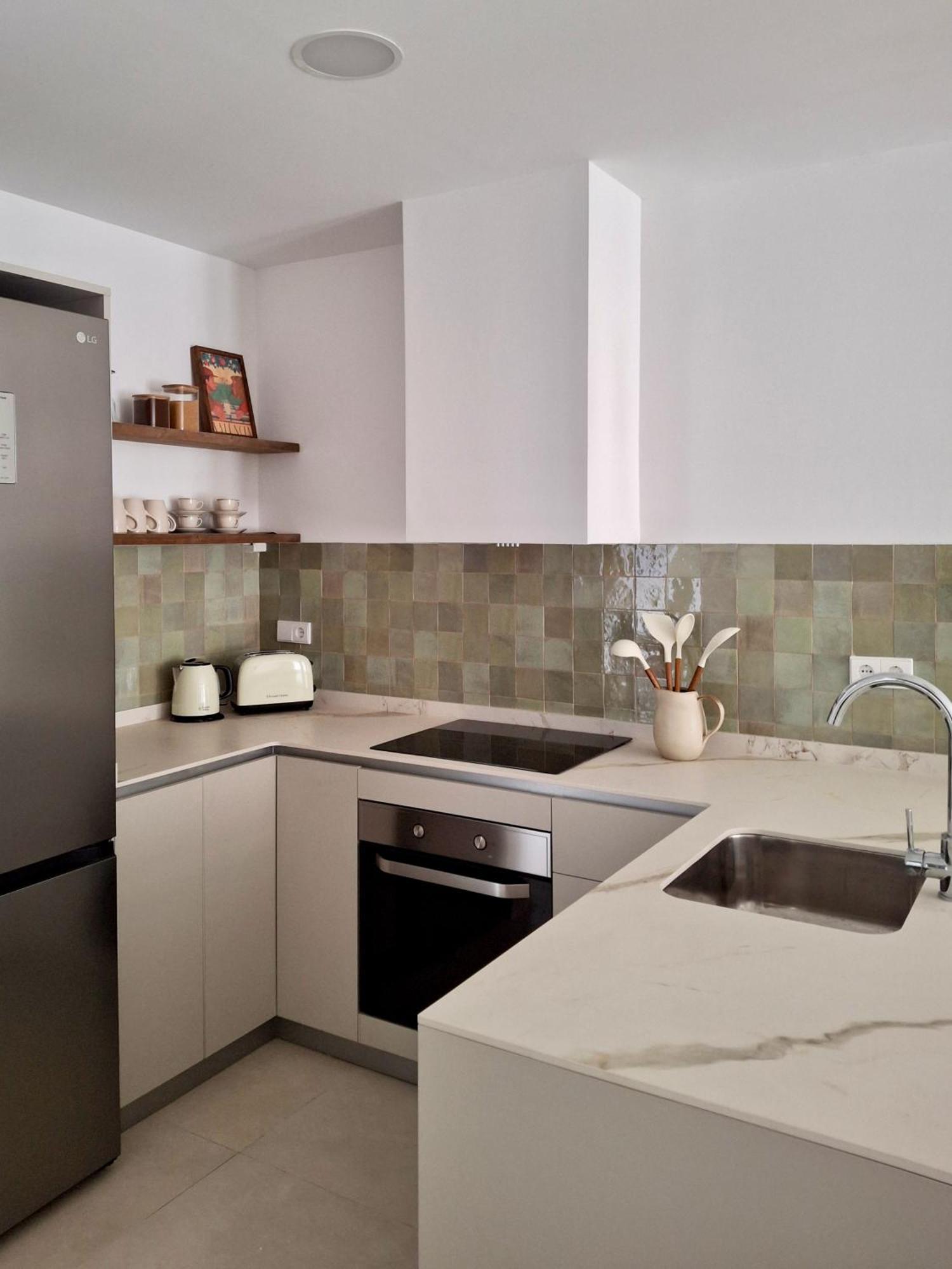 Bonito Apartamento De 2 Habitaciones Cerca De La Estacion Joaquin Sorolla Валенсія Екстер'єр фото